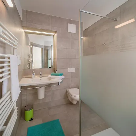 Hotel apartamentowy Elly 4*